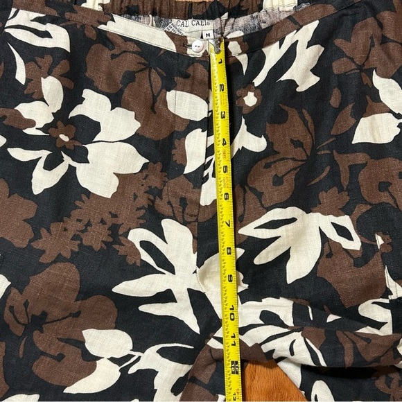 Cali Cali 100% Linen Cargo Wide Leg Style Floral Crop Pants Brown Multi Size M - Picture 8 of 10